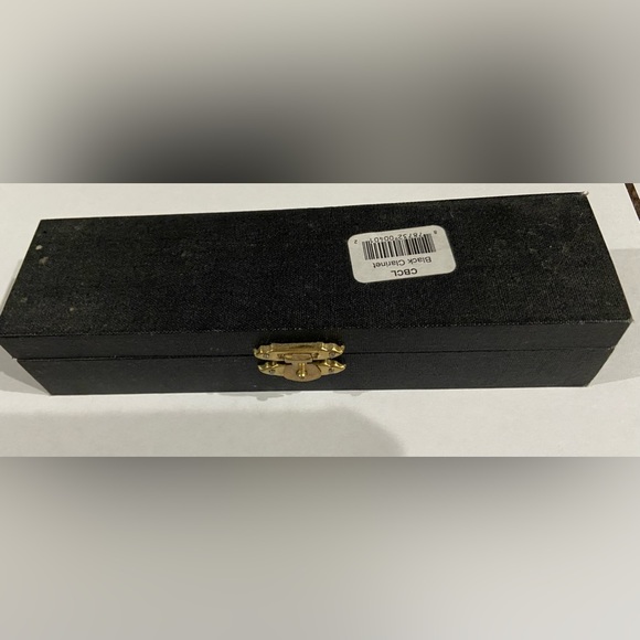 Miniature Clarinet Figurine - Picture 4 of 4